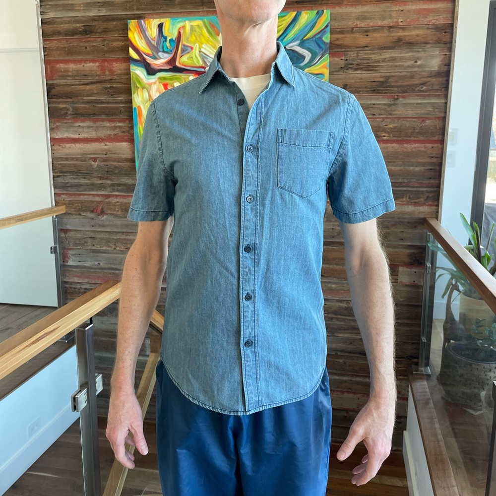 Men’s CORE life denim button down short sleeve shirt